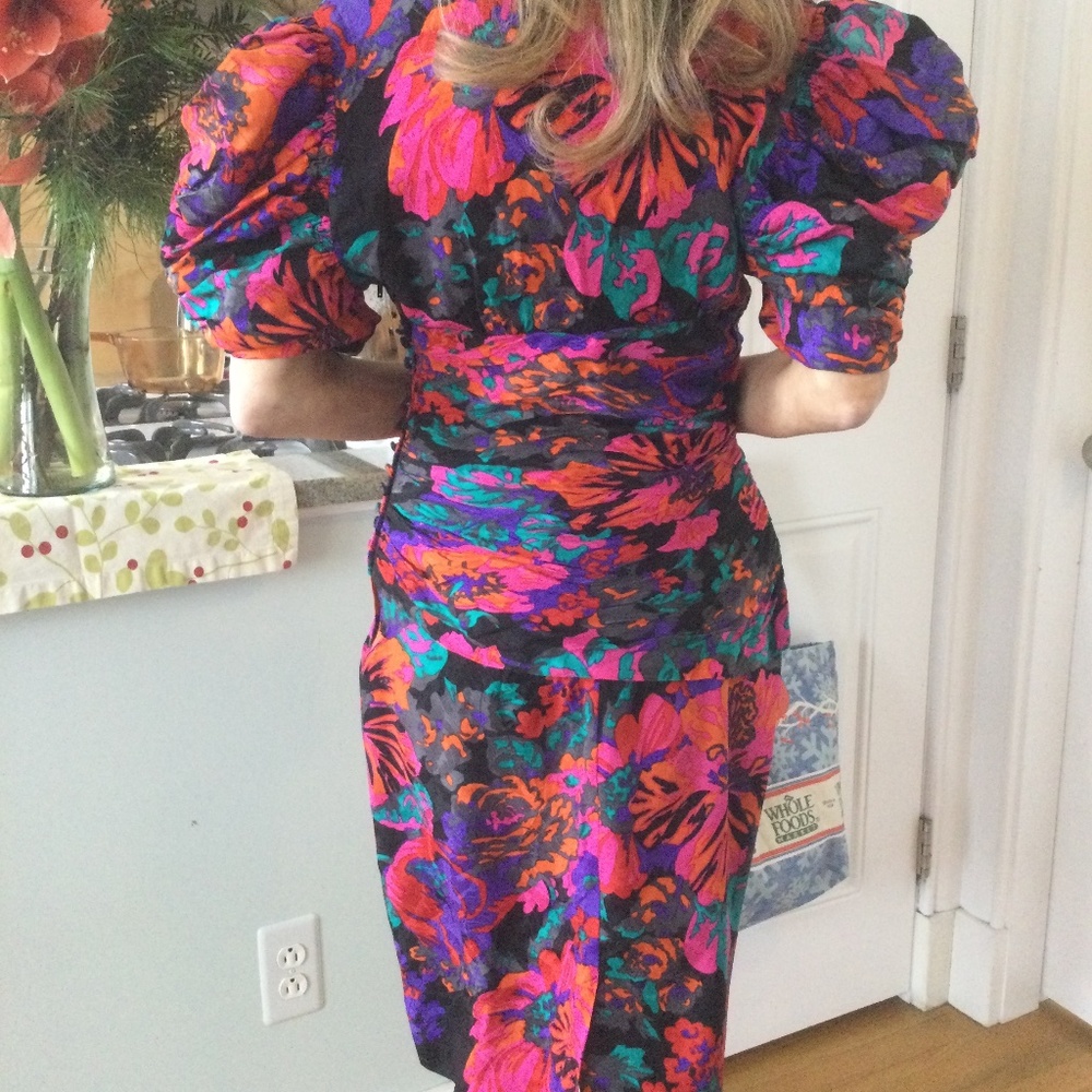 Vintage Flora Kung New York 100% Silk Dress